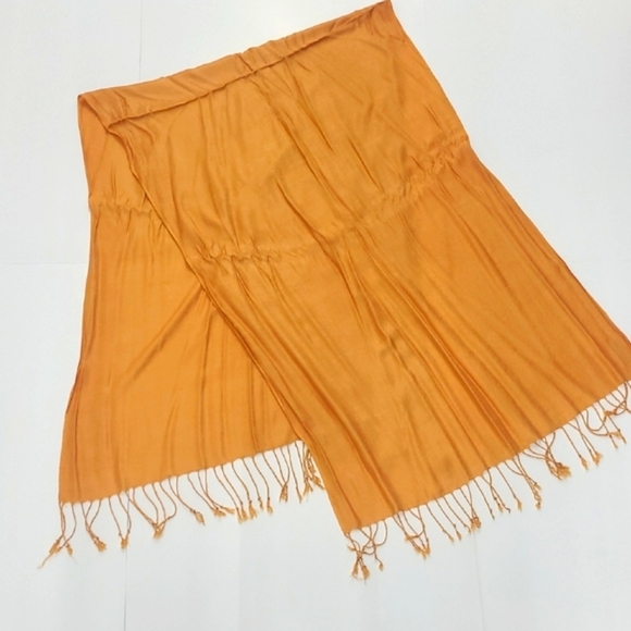 Scarf Wrap Peach Pastel Orange Knotted Fringe Monochrome Claddic Timeless - Picture 1 of 7